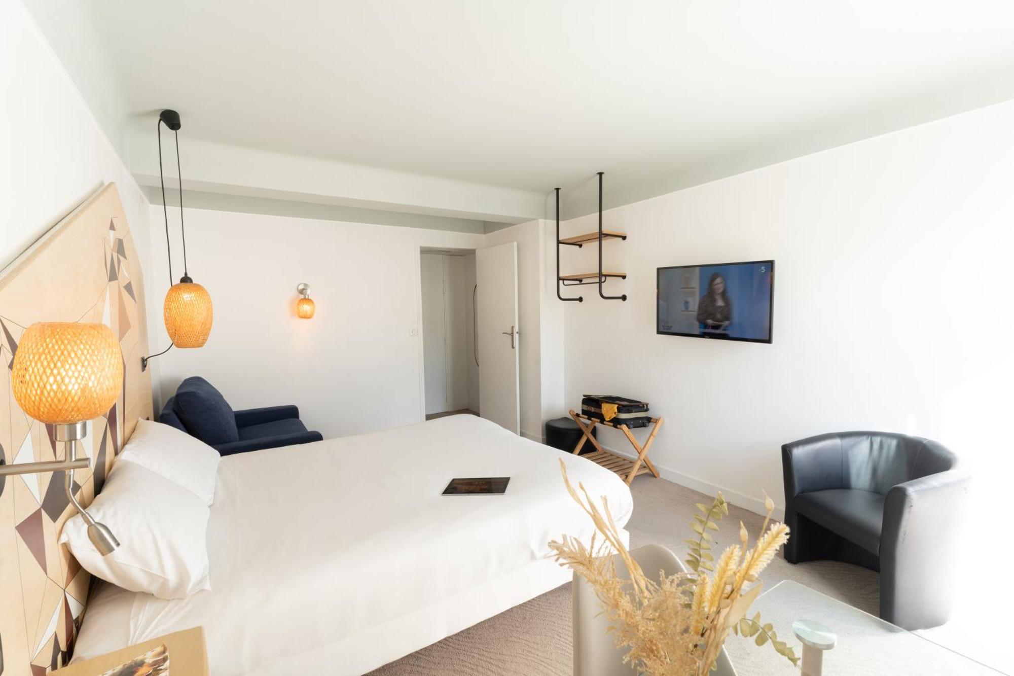 Grand Hotel Niort Centre Kültér fotó