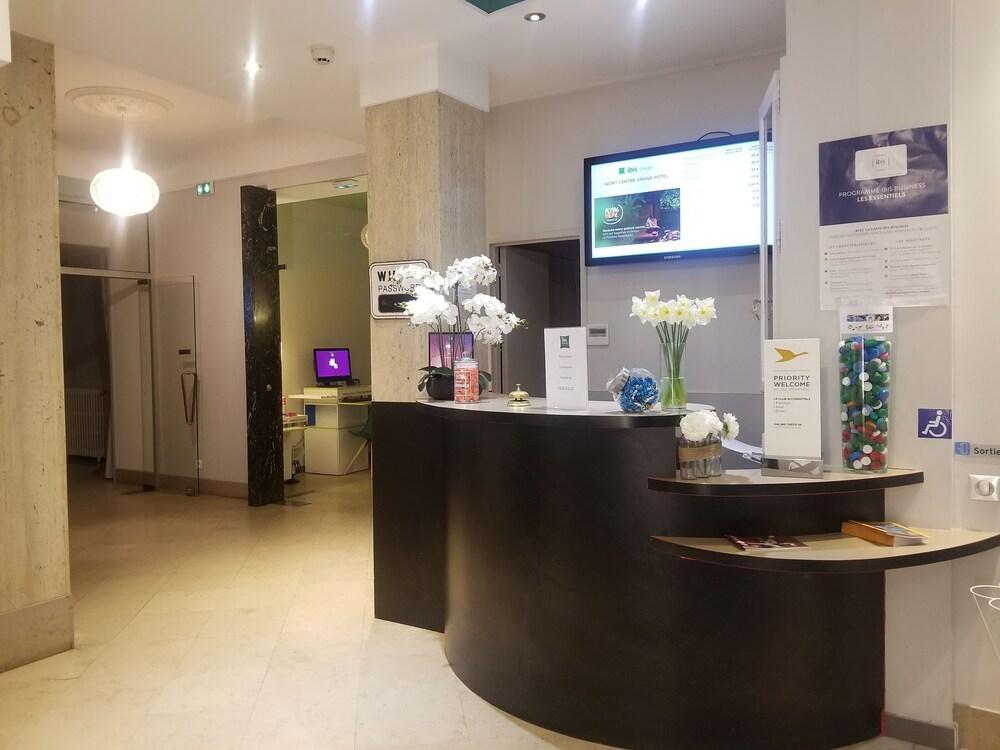 Grand Hotel Niort Centre Kültér fotó